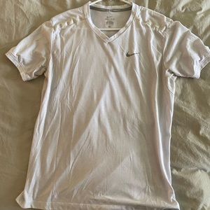 4 Nike dry fit t shirts